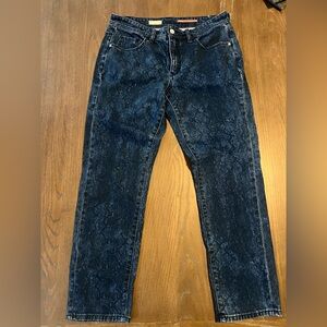 Anthropology Pilcro Slim Boyfriend jeans size 30